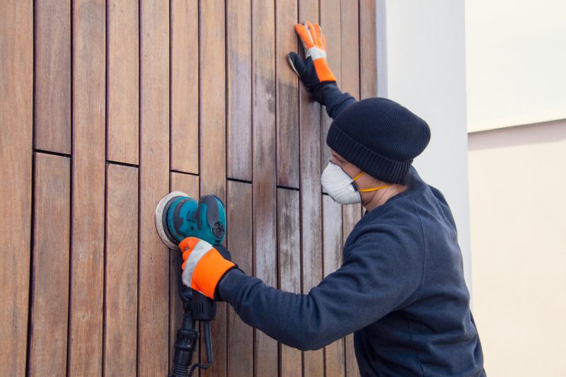Wood Siding Refinishing